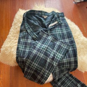 American Eagle size 6 long flare pants. Retro plaid.